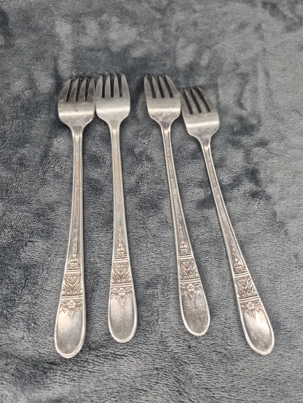 HH Wallace XXXX Sweetheart II-Hollywood II~Extra Silver Plate~Tea Spoons Lote 4